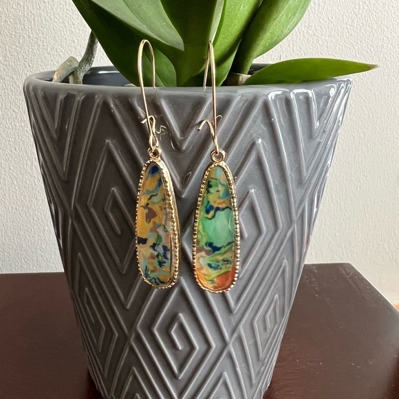 New Gold Plated Drop Earrings Green Colorful NEW - Picture 1 of 9